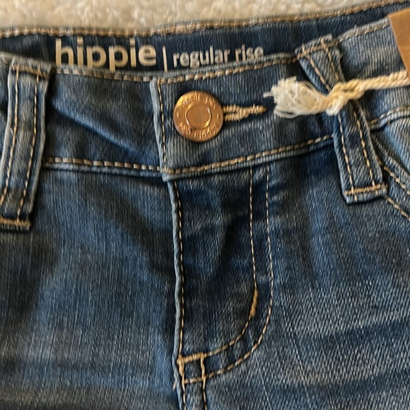 NWT, hippie girl, girls, regular rise shortie jean shorts, adj waistband - Picture 3 of 6